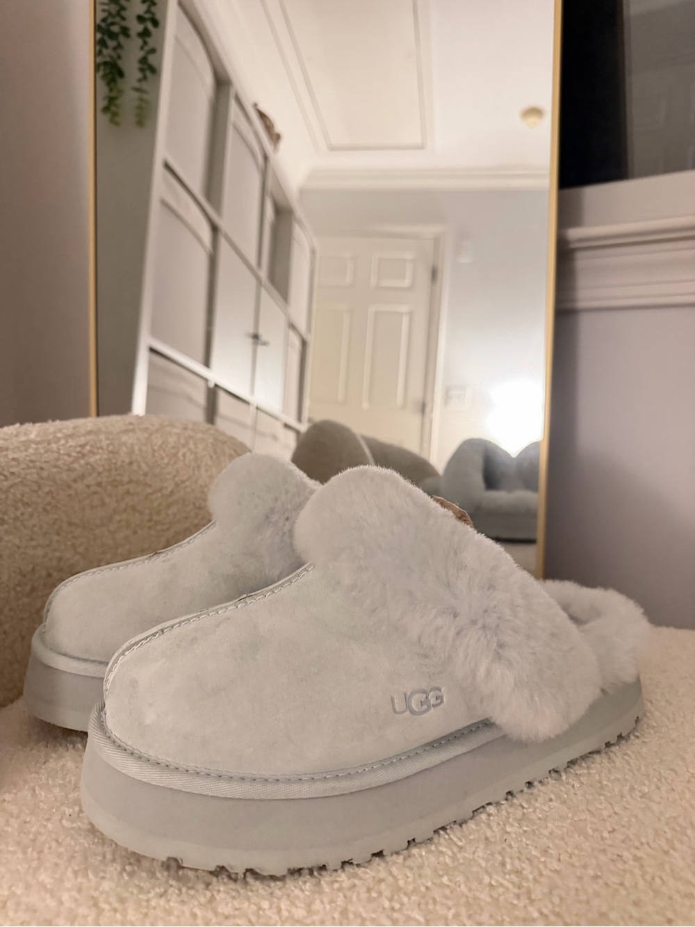 Women’s UGG Disquette Platform Clogs 🩶 🩵